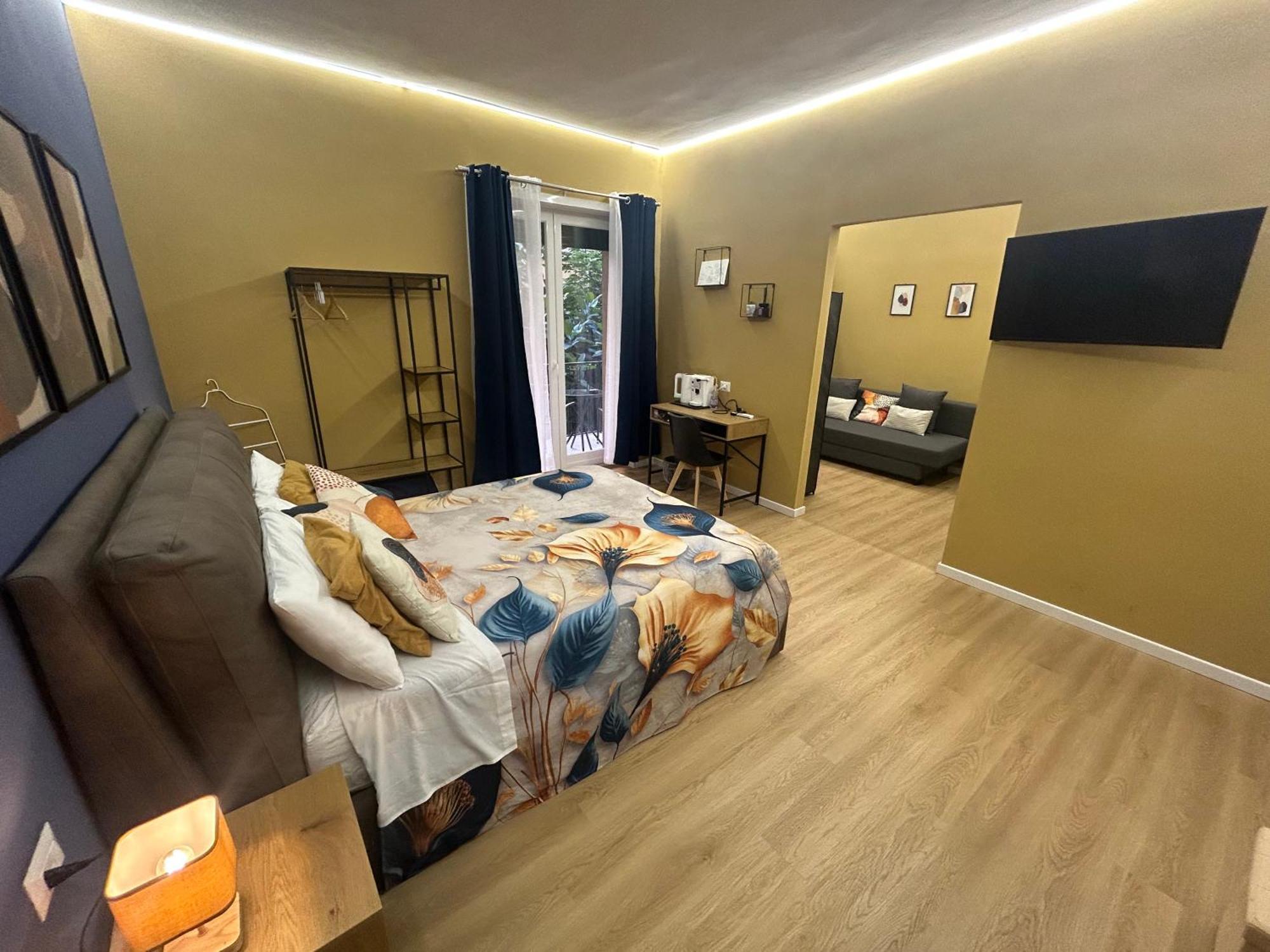 Vomero Suite And Deluxe Room B&B Napoli Kültér fotó